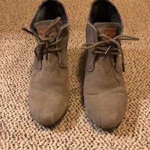 Toms lace up ankle boot wedges